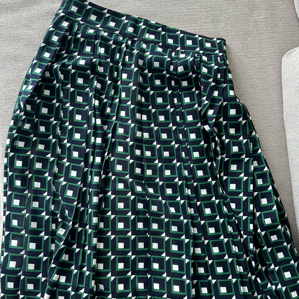 Pleated j Crew geometric multi color skirt